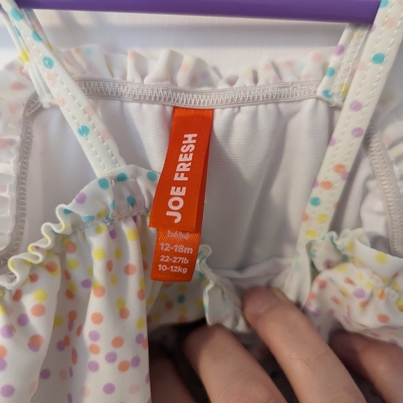 ✨3/$15 12-18M Joe Fresh Swimsuit - Picture 2 of 3